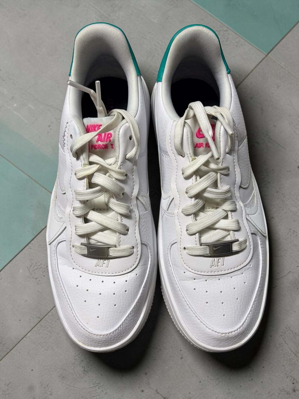 NIKE Air Force 1 Platform Tapered Toe Sz Women's 8 White/Pink/Blue FN7180-100